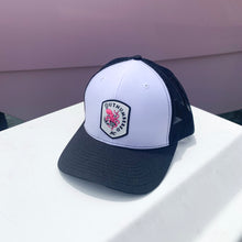 Load image into Gallery viewer, Outnumbered hat - White
